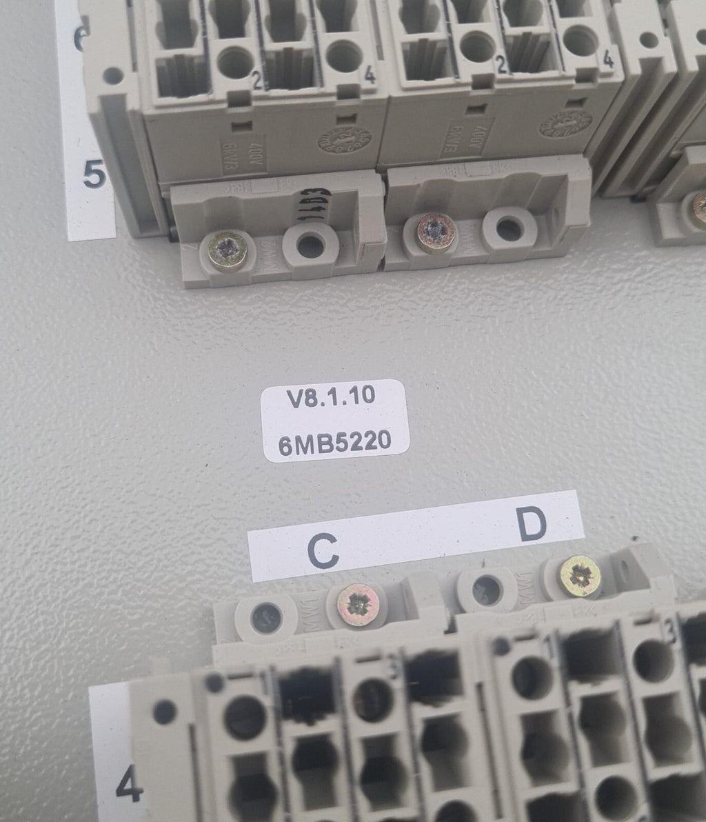 SIEMENS SIPROTEC 6MB5220-1DF45-6BA2/HH Input-Output-Unit Device 6MB5220