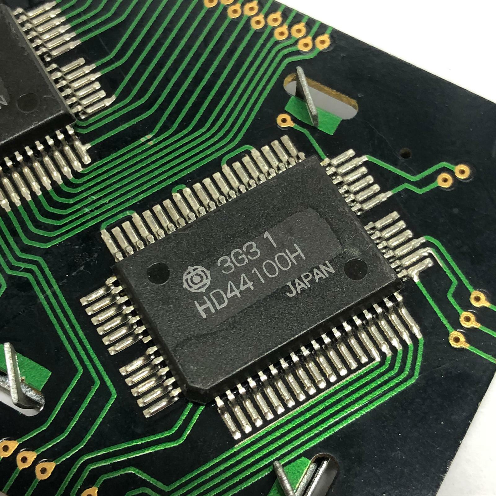 DAYSTAR ALPHANUMERIC LCD PANEL 03822-94-040  97-20917-0 H2538A Size: 16CM