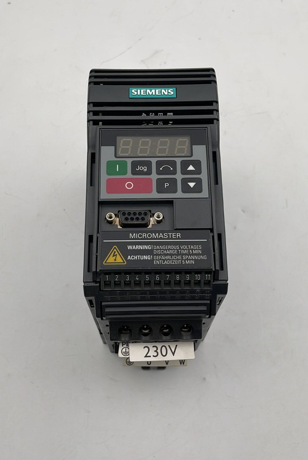 Siemens 6SE9212-1BA40 Micromaster 6SE92 370W 208/240 4.6A