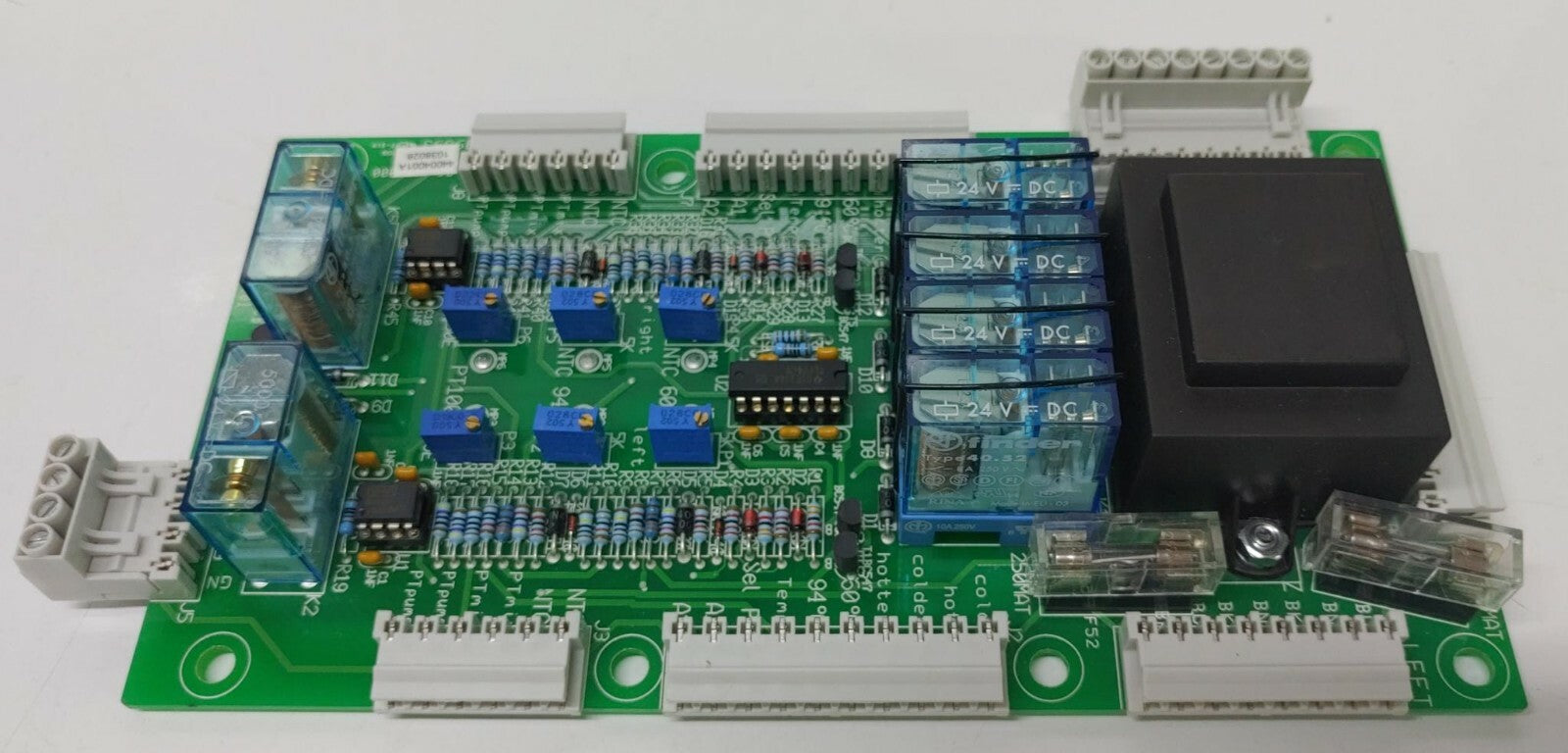 WASSENBURG MEDICAL DEVICES B.V. PCB BOARD 44023001 [LOT of 5] w/White Connectors