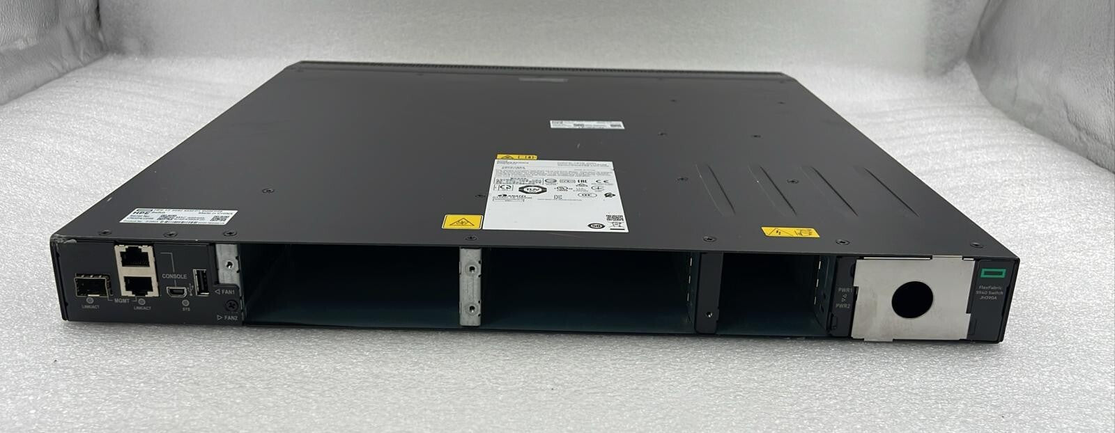 HPE FlexFabric 5940 Switch JH390A 48SFP+ 6QSFP28
