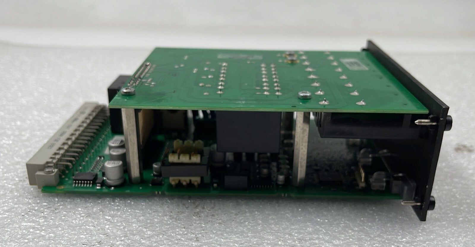 Beghelli Prazisa AK 4x32 SU Operation & Monitoring Module AK 4x32 SÜ