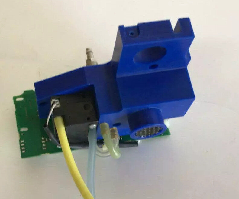 Vivo 50 004704 Board for Breas Life Support w/ HOERBIGER PS11420-010-S01 Valve