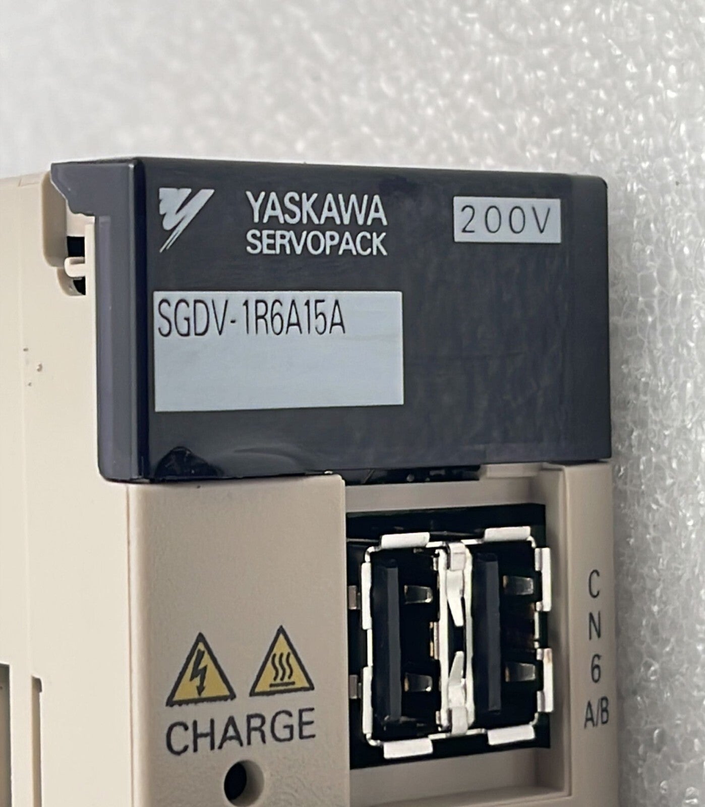 YASKAWA SERVOPACK SGDV-1R6A15A Servo Driver 200V