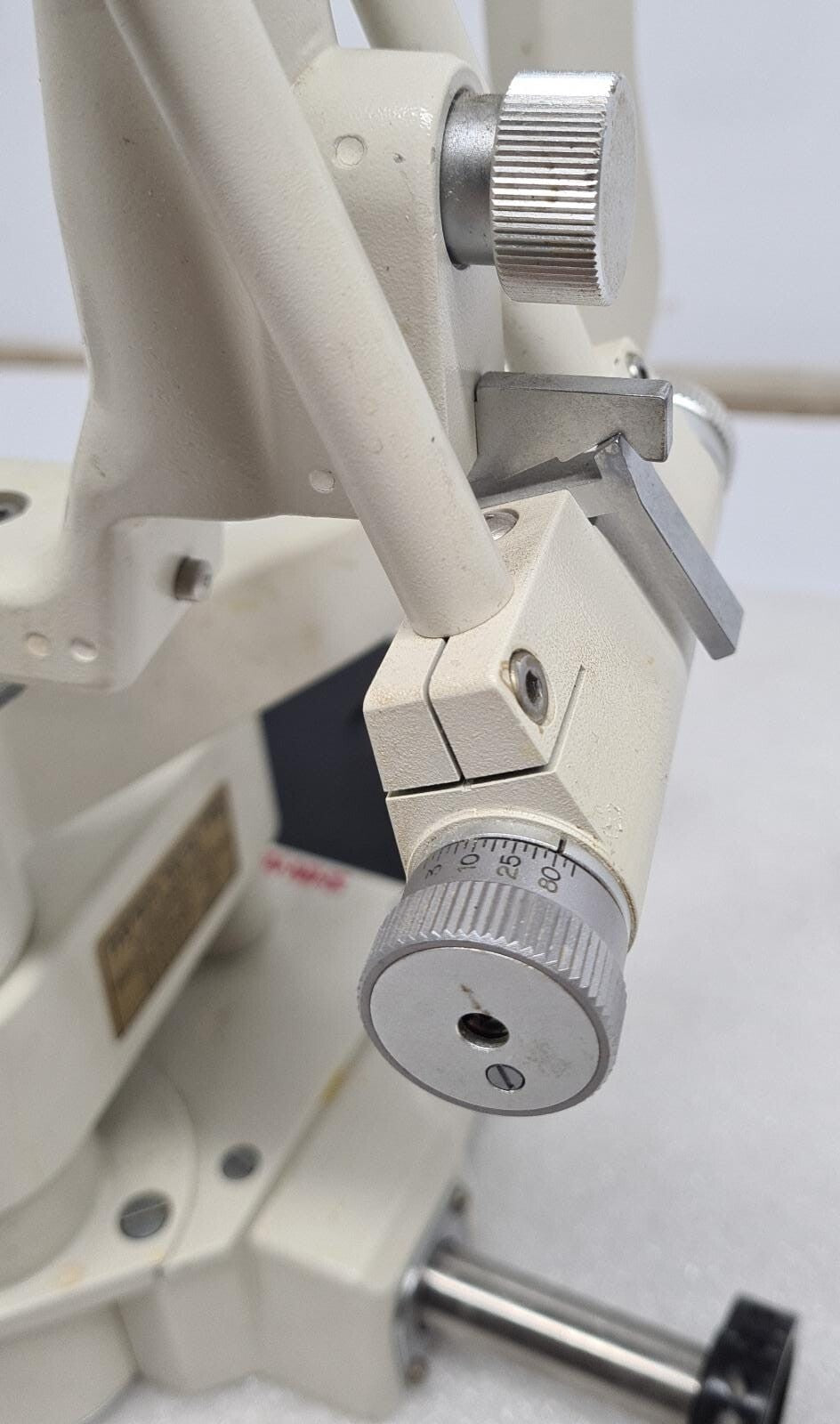 SHIN-NIPPON Slit Lamp SL-102 Portable Handheld Microscope **AS-IS