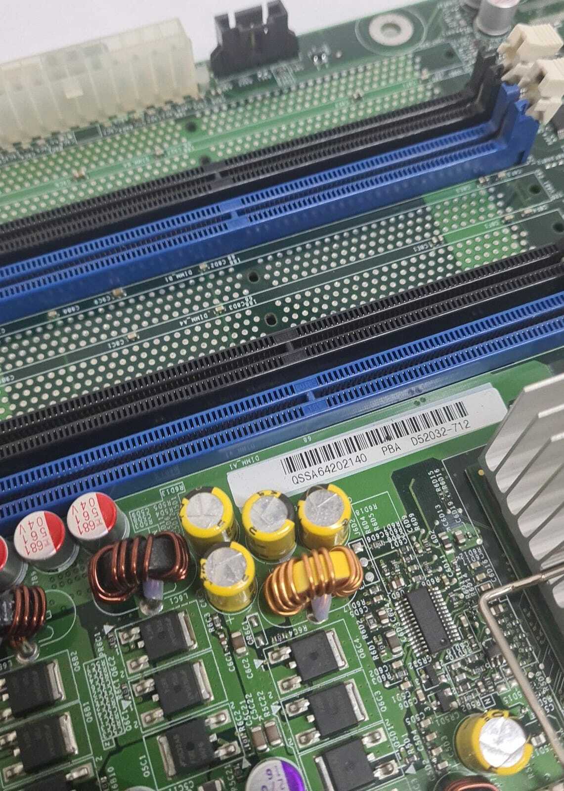 INTEL Server Board S5000VSA DA0T75MB6G4 LGA771 D52032-712 W/ 2* intel 2667DP