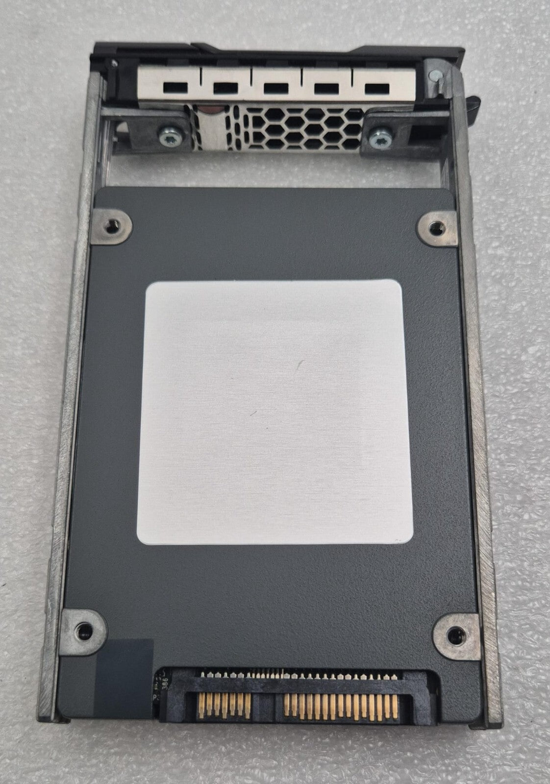 Dell 800GB SSD SAS 6Gb/s 2.5'' LB806M 6HM-800G-21 V6JNY W/ Compellent Caddy