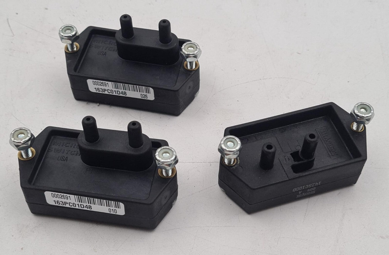 [LOT 3] 2* Honeywell 163PC01D48 MICRO SWITCH 1* SenSym 142SC100D Signal Pressure