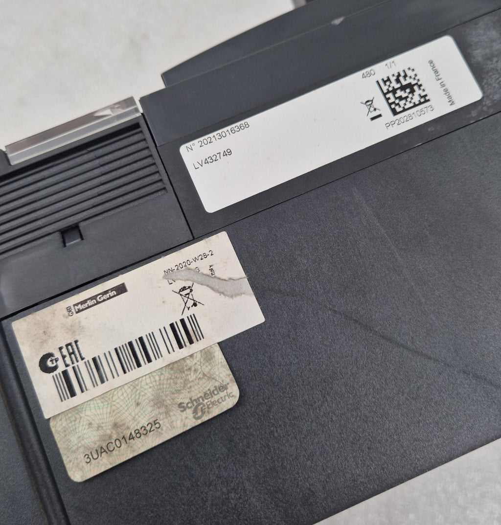 Schneider Electric Compact NSX 400N 800V Circuit Breaker Micrologic W/ Vigi 630