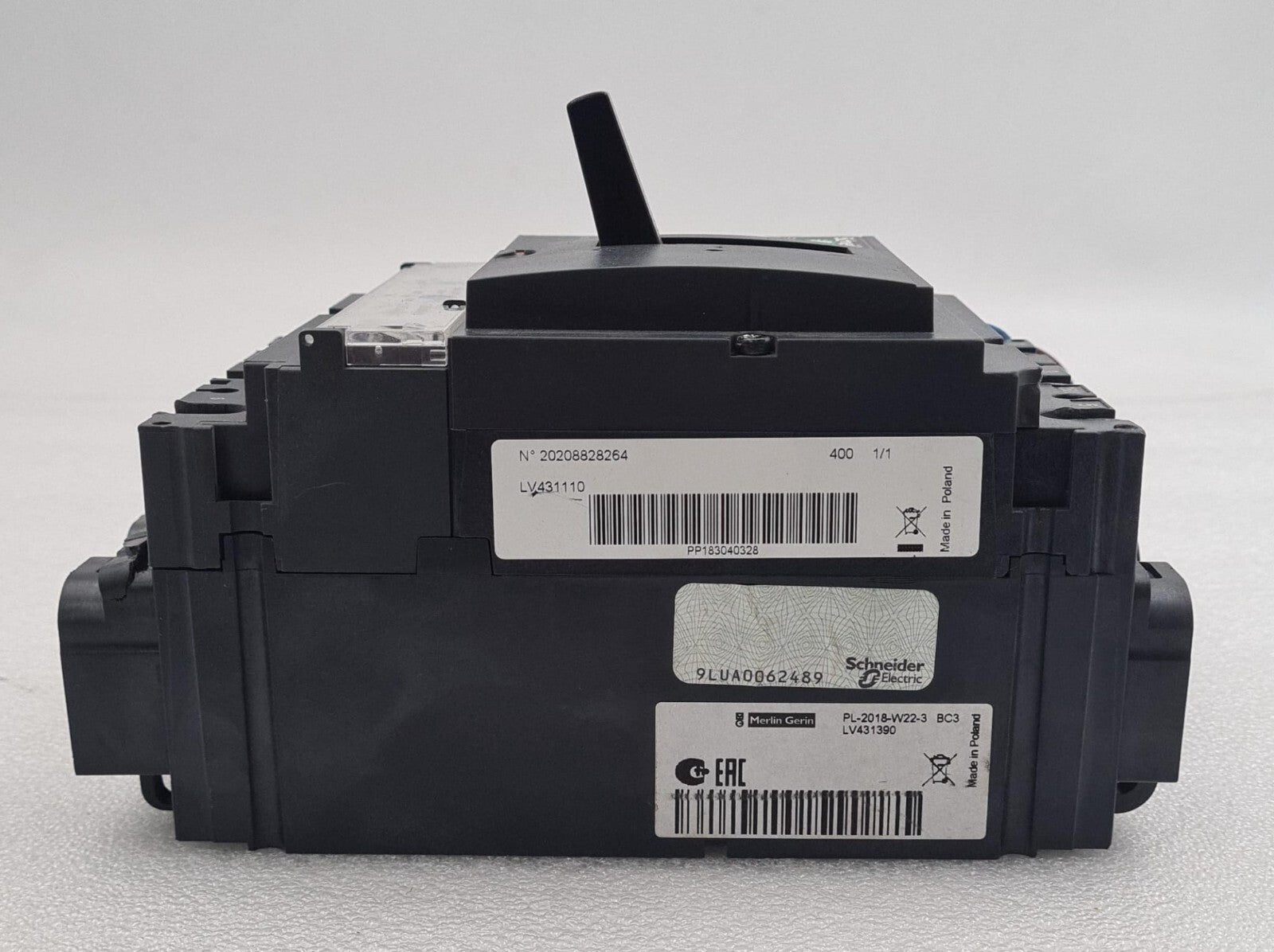 Schneider Electric Compact NSX250B LV431110 Circuit Breaker / Merlin LV431390
