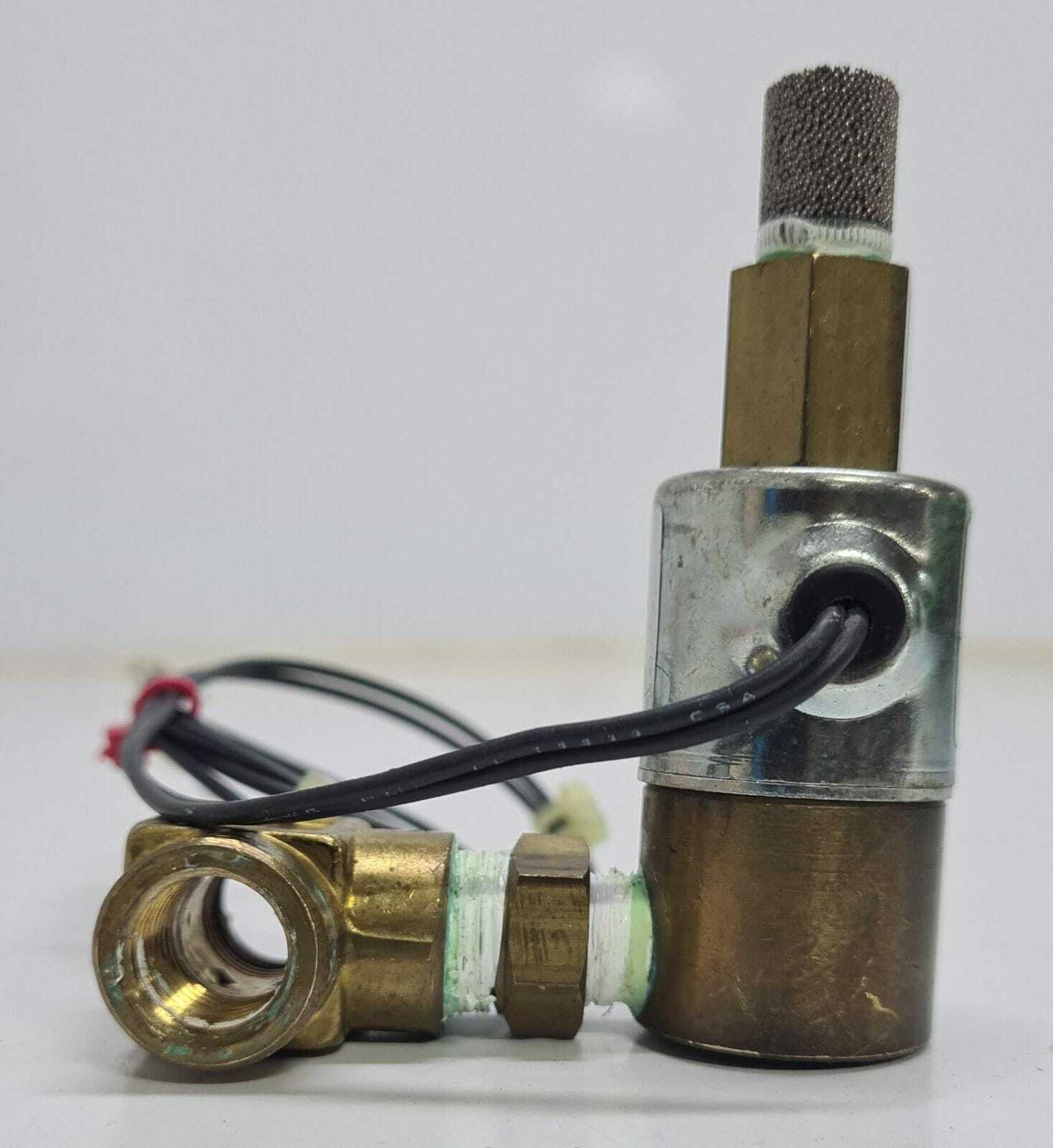 KIP INC. VALVE NO.141121 ORIFICE 3/64 VOLTS 208/50-60 MOPD 200 WATTS 6 SOLENOID