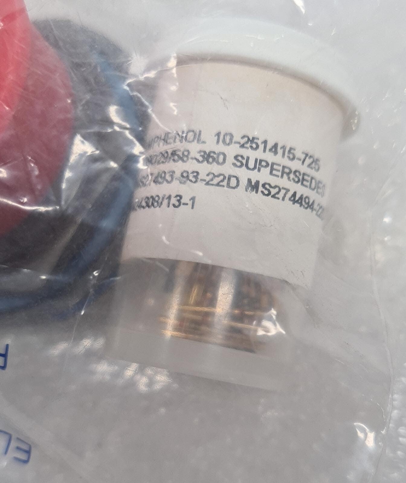 [LOT 5] NEW SEALED - Amphenol D38999/24WF35PN Circular MIL Spec Connector