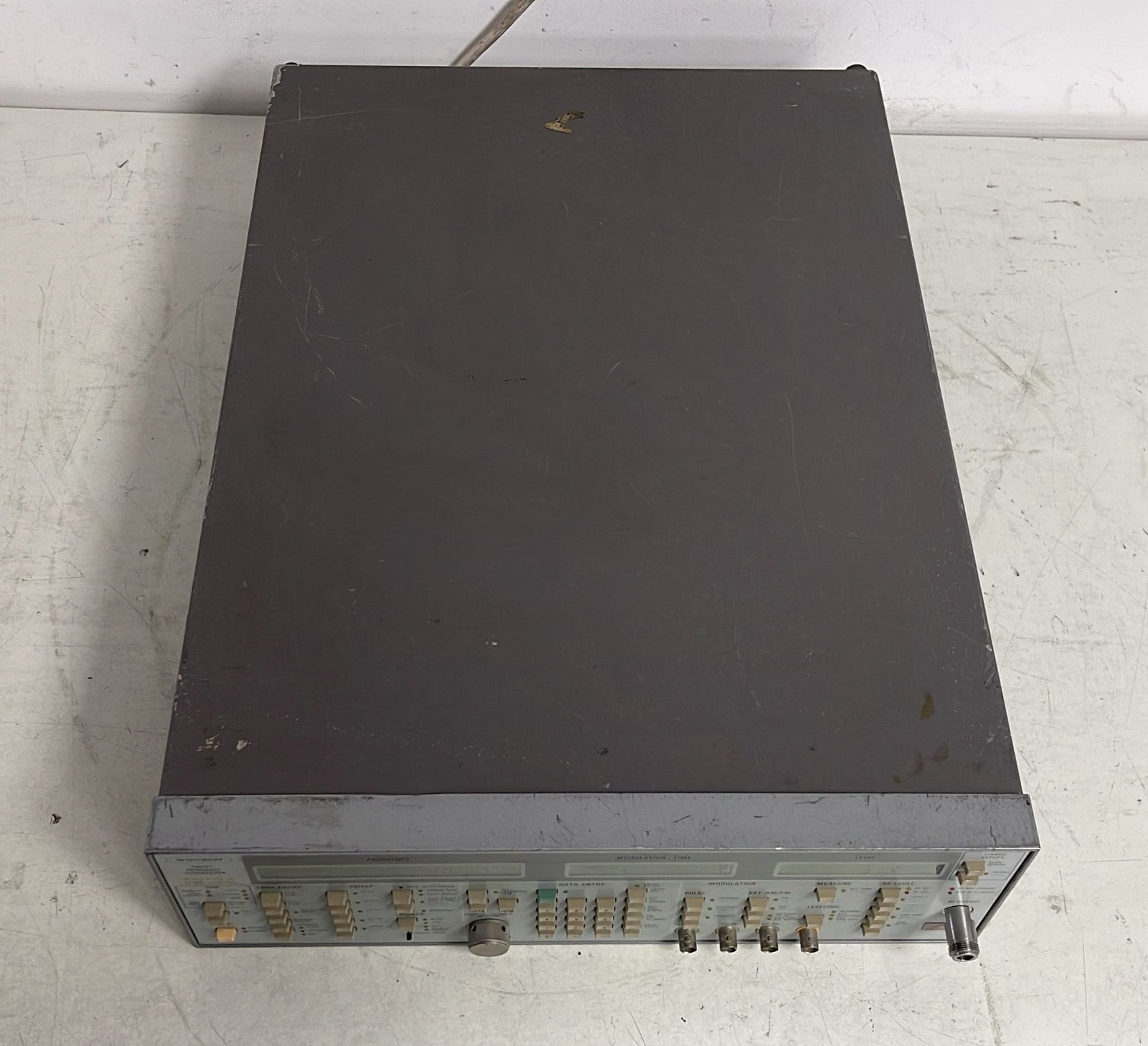 Wiltron Model 6747B-20 Swept Frequency Synthesizer 10MHz 20GHz
