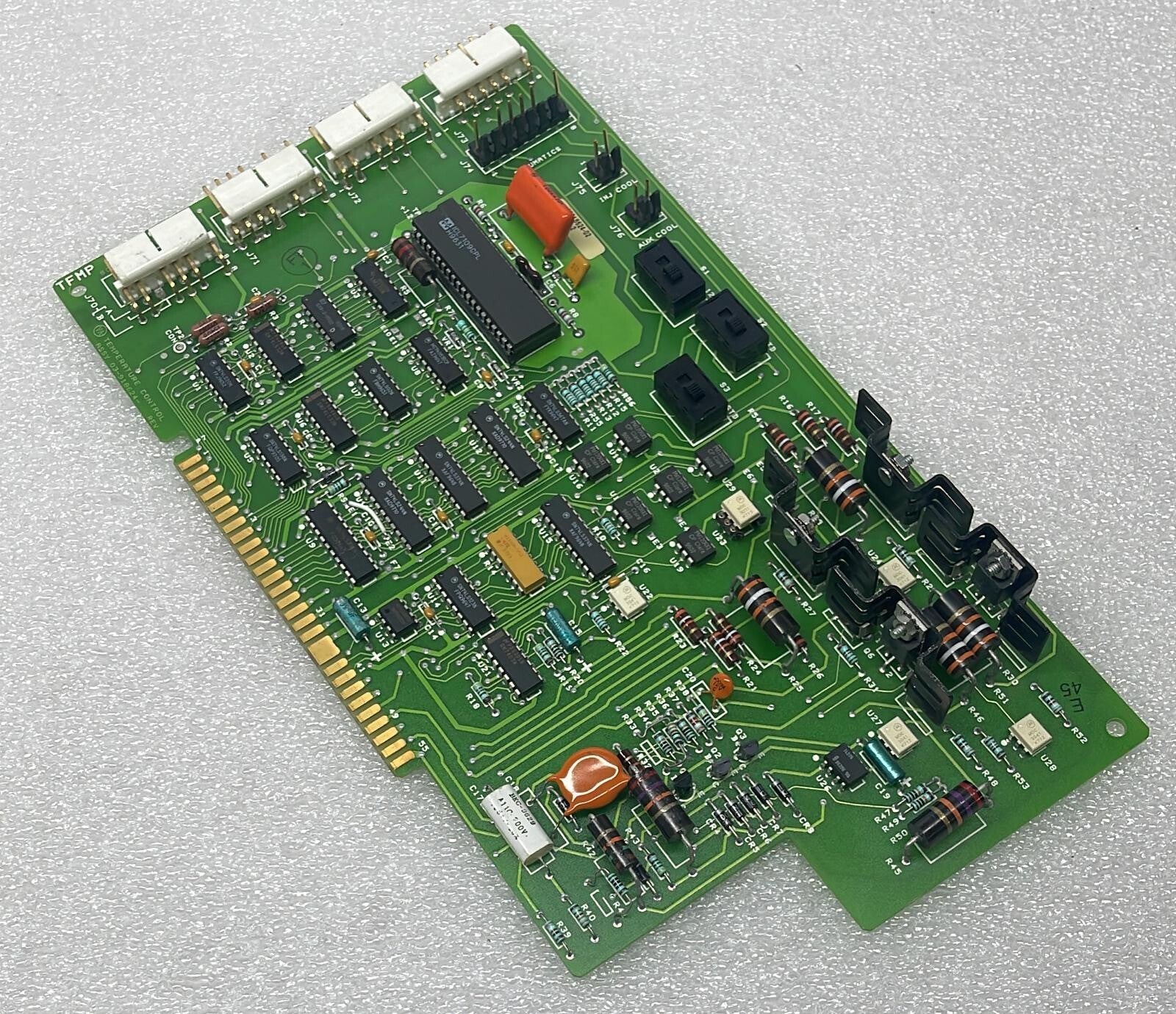 VARIAN TEMPERATURE CONTROL PCB ASSY 03-918624-00 SCHEM 03-918627-00
