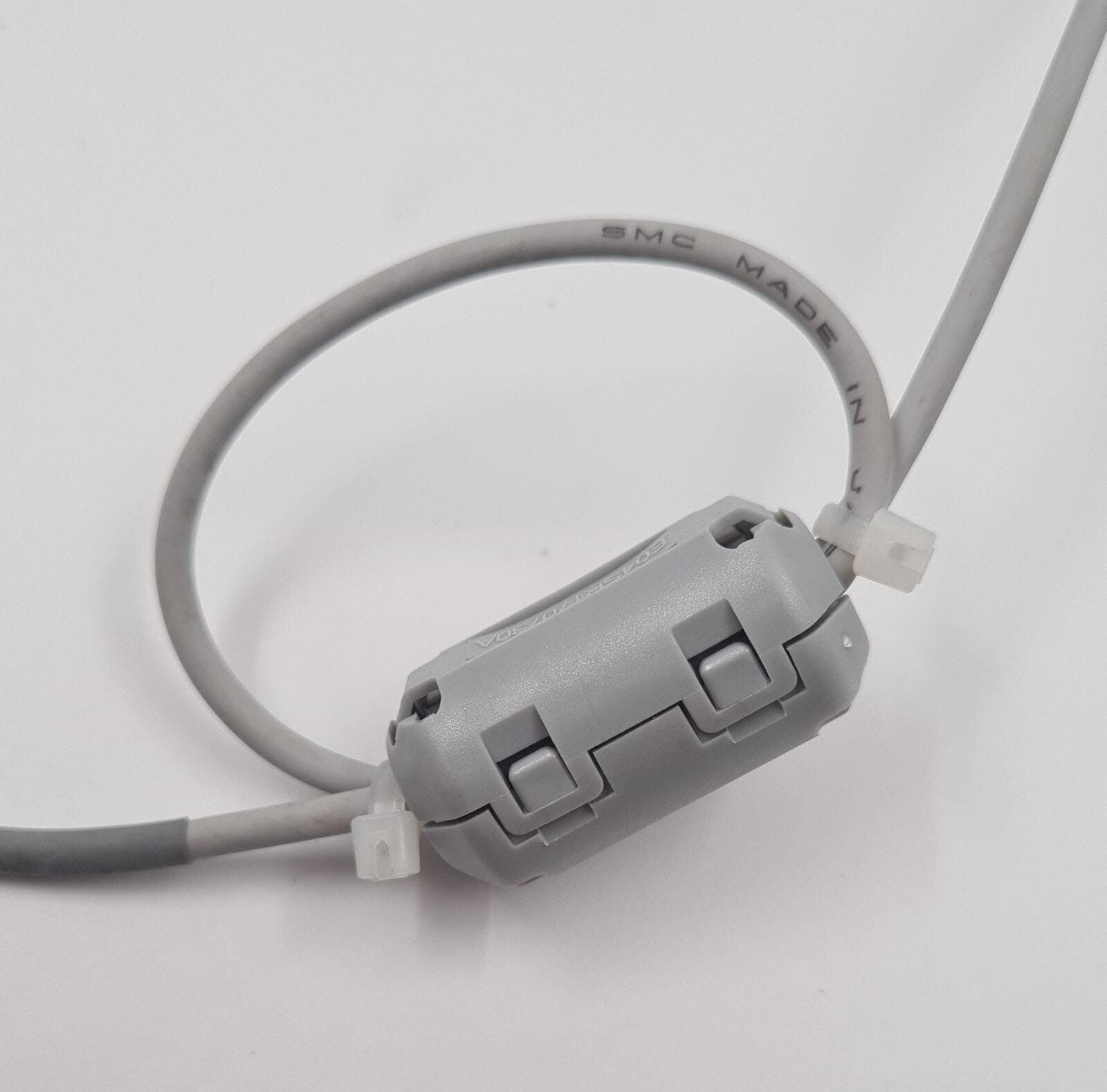 SMC Digital Pressure Sensor PSE302-M W/ PSE533-M5