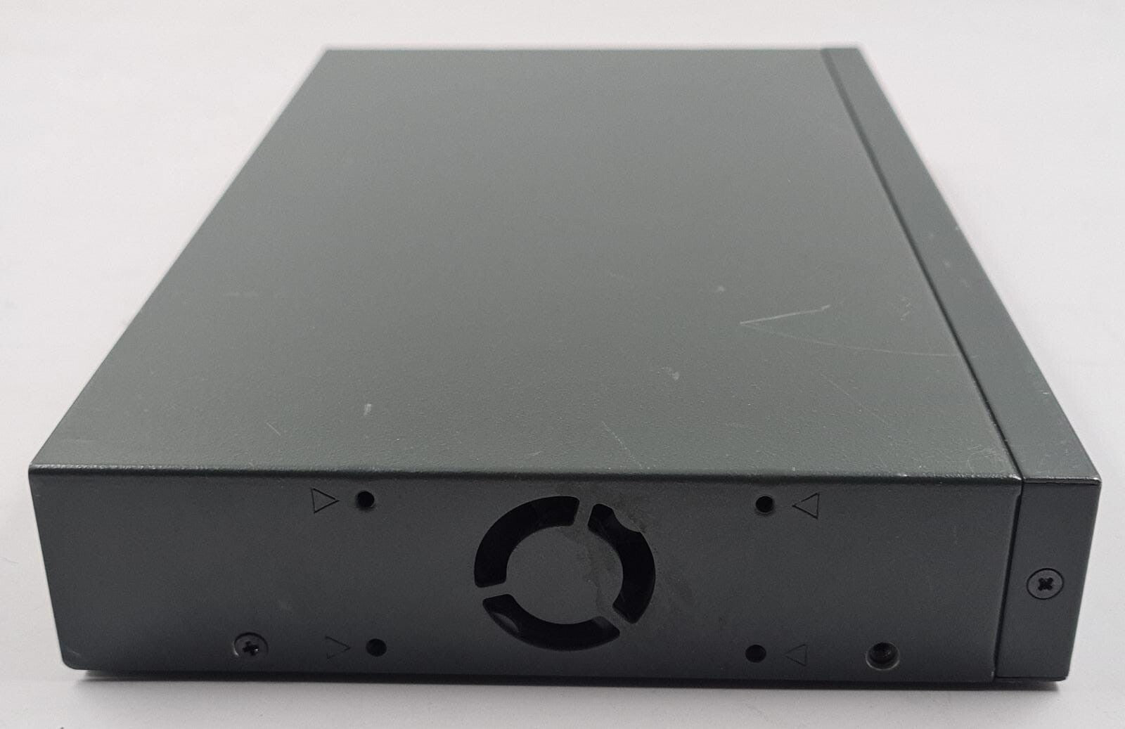 ADDTRON ADH-508S 8-Port 10/100 Mbps Repeater Dual Speed External Hub Ethernet