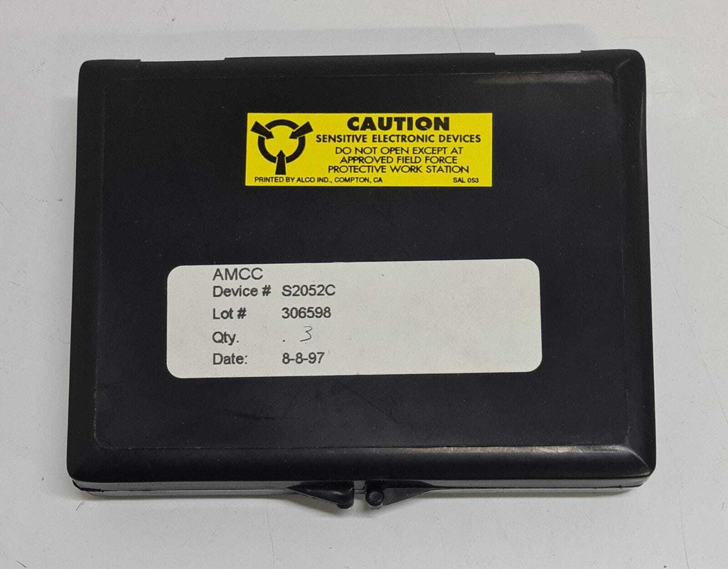 [LOT OF 3] NEW- AMCC S2052C 9730 306261W Chip IC Ethernet Transceiver Fiber