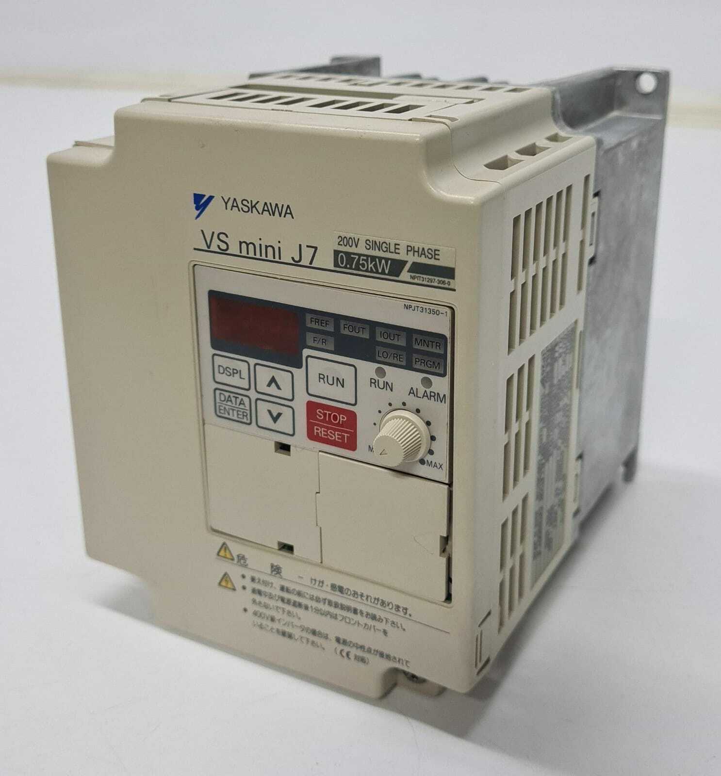 YASKAWA VS mini J7 CIMR-J7AAB0P7 Inverter Drive 200V Single Phase 0.75kW