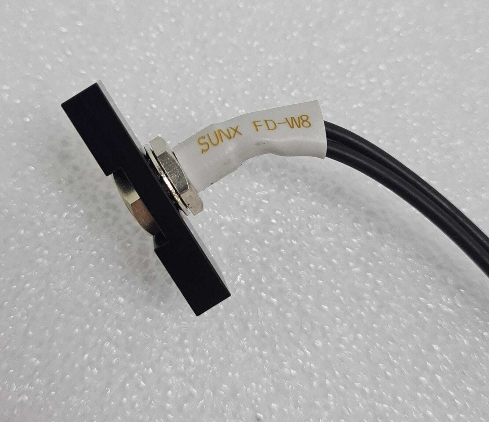 PANASONIC SUNX NAVI FX-411 Photoelectric Sensor W/ FD-W8 Fiber Optic