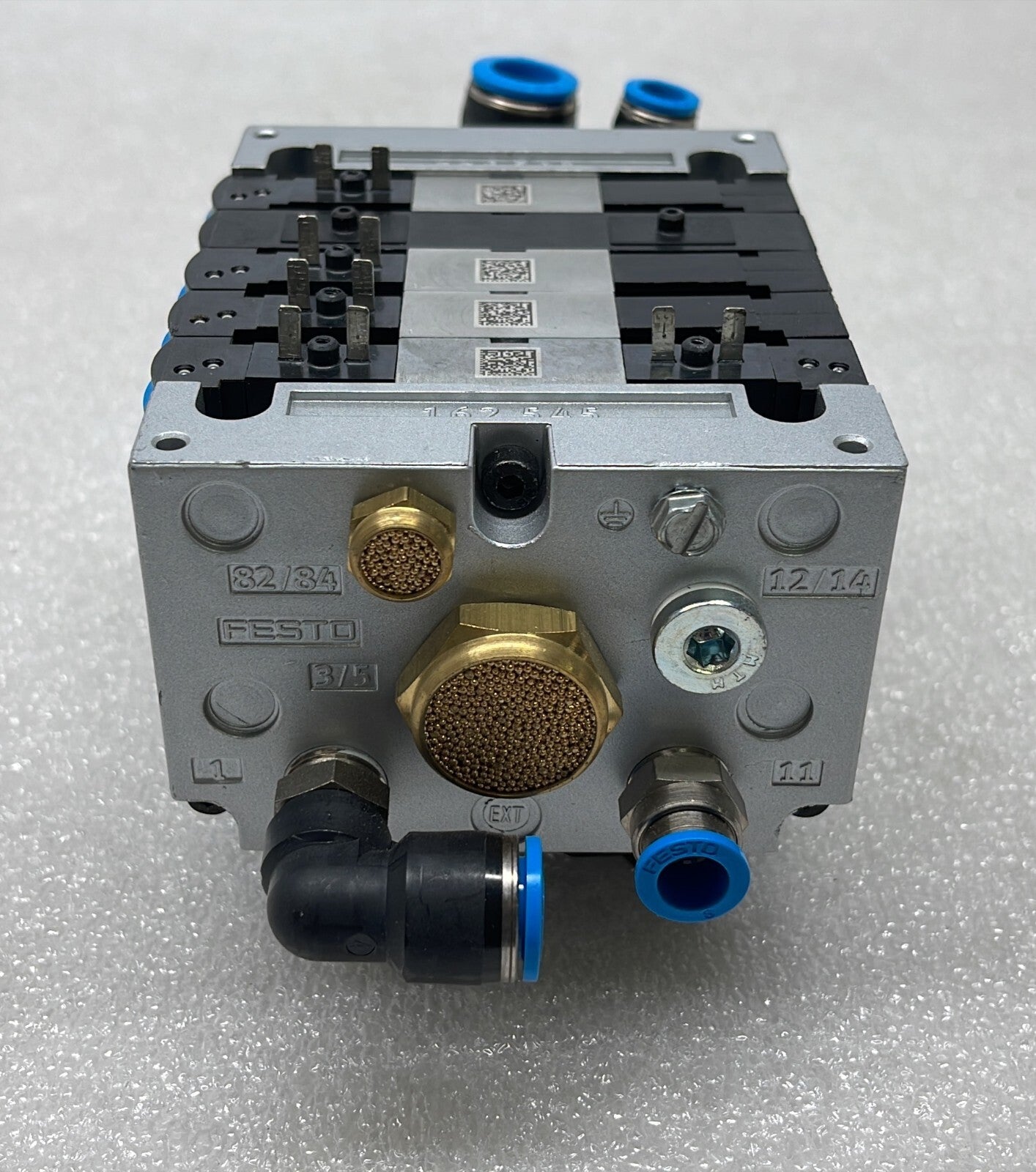 FESTO CPV14-VI 18210 W/ Festo 161360 / 161362 / 178680