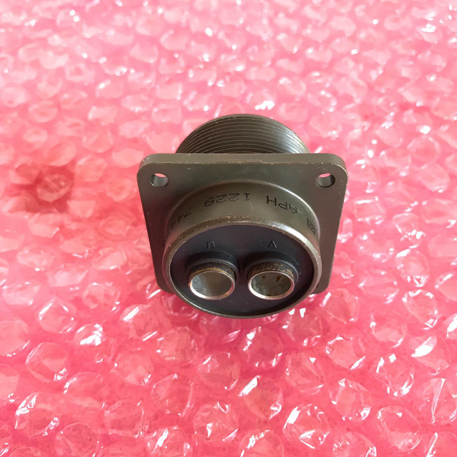 [Lot of 3] AMPHENOL - 5015 CONNECTOR MS3102E24-9S