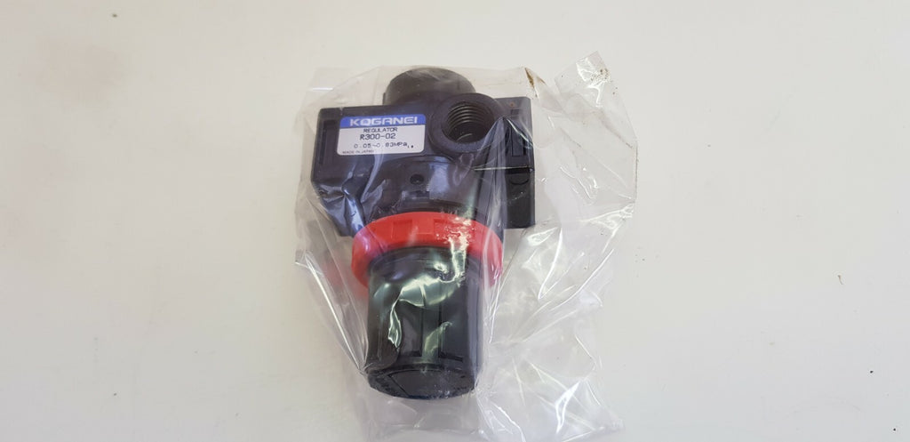 NEW - Koganei R300-02 Pneumatic Air Pressure Regulator 1/4 NPT