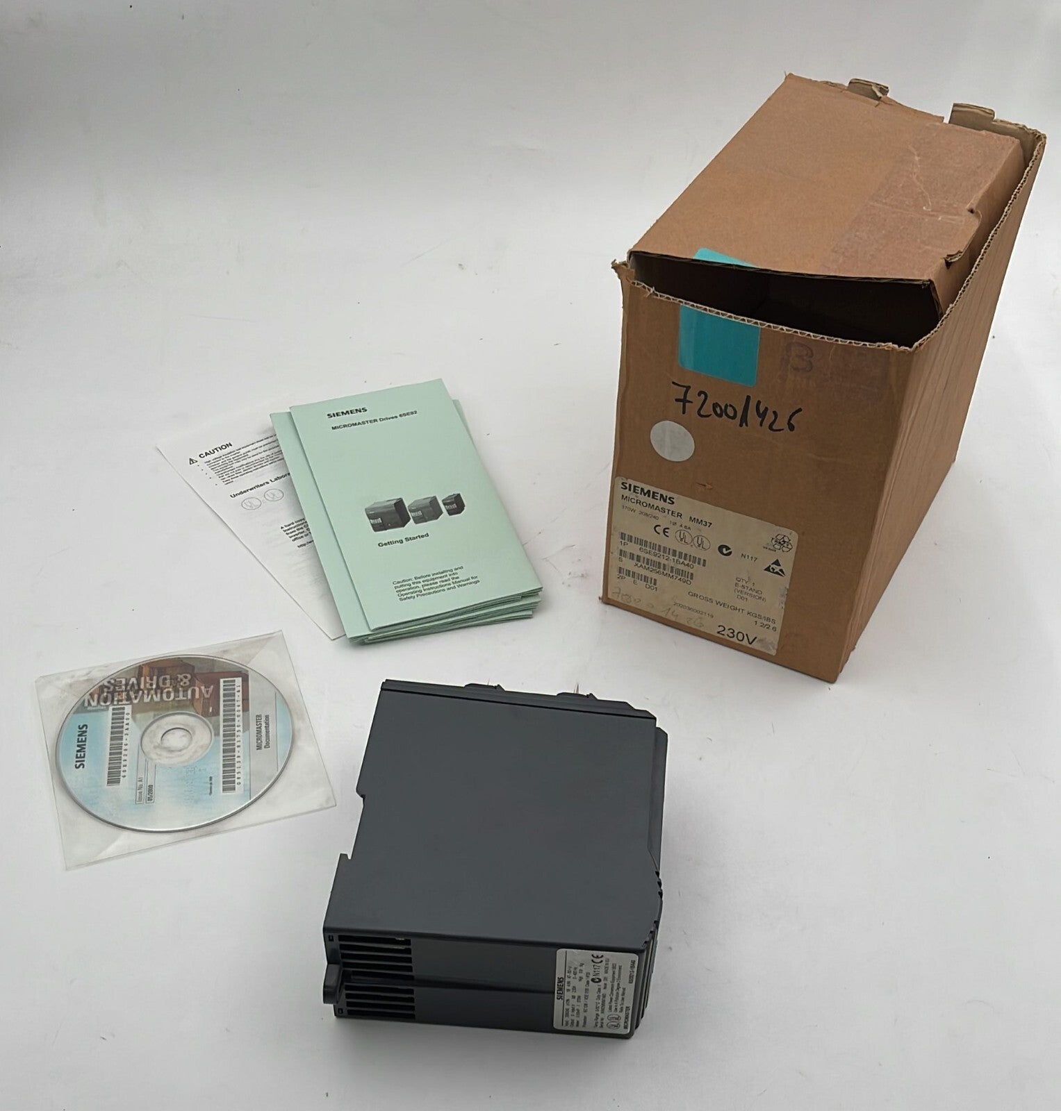 Siemens 6SE9212-1BA40 Micromaster 6SE92 370W 208/240 4.6A