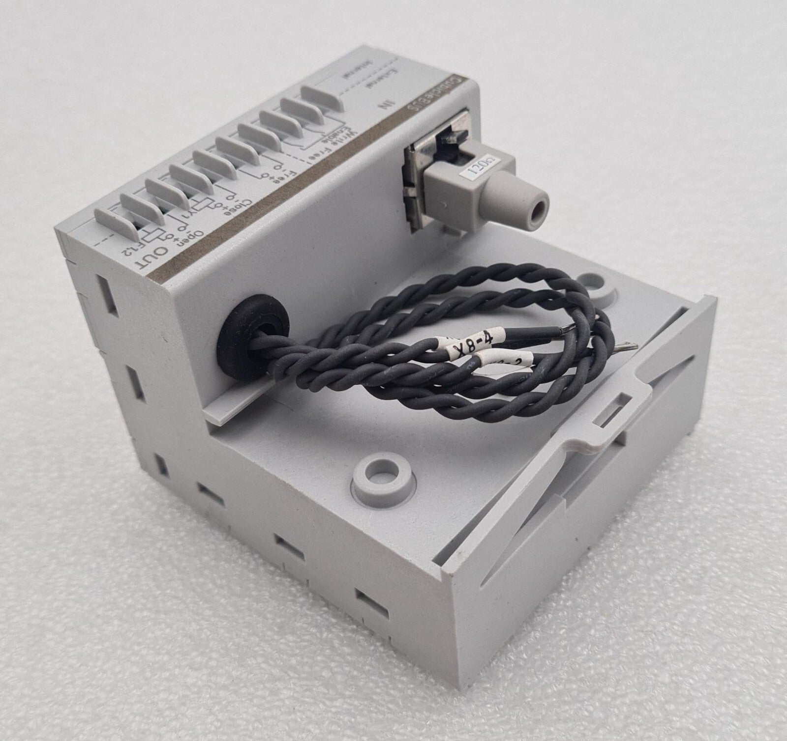 NEW Siemens COM15 3WL9111-0AT15-0AA0 PROFIBUS-DP 1109 CubicleBUS Circuit Breaker