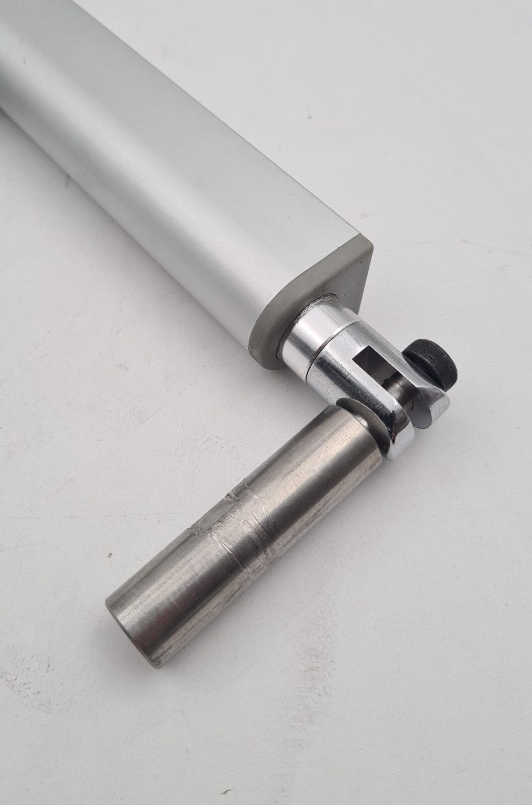 HIWIN Mikrosystem LAS1-1-1-150-24GE 1200N F12358A2 Linear Actuator