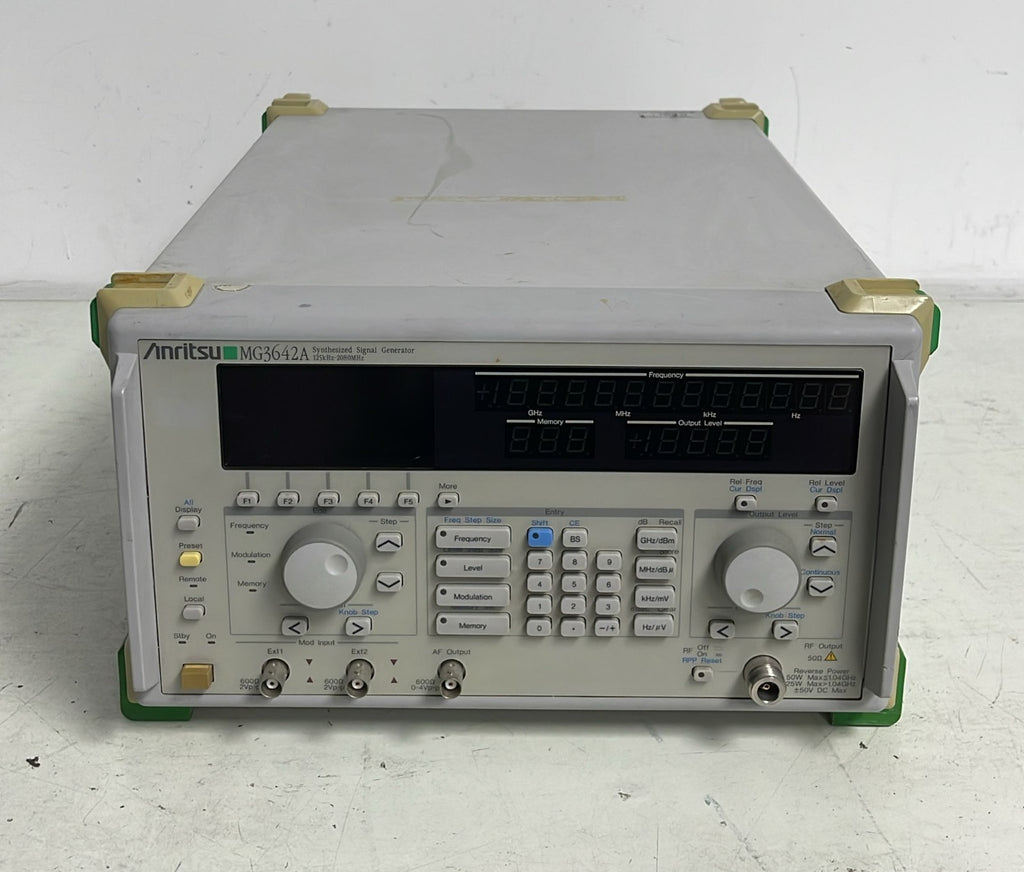 Anritsu MG3642A Synthesized Signal Generator 125kHz-2080MHz **AS IS