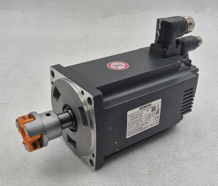 Siemens SIMOTICS S-1FL6 1FL6052-2AF21-2AA1 servo motor front view
