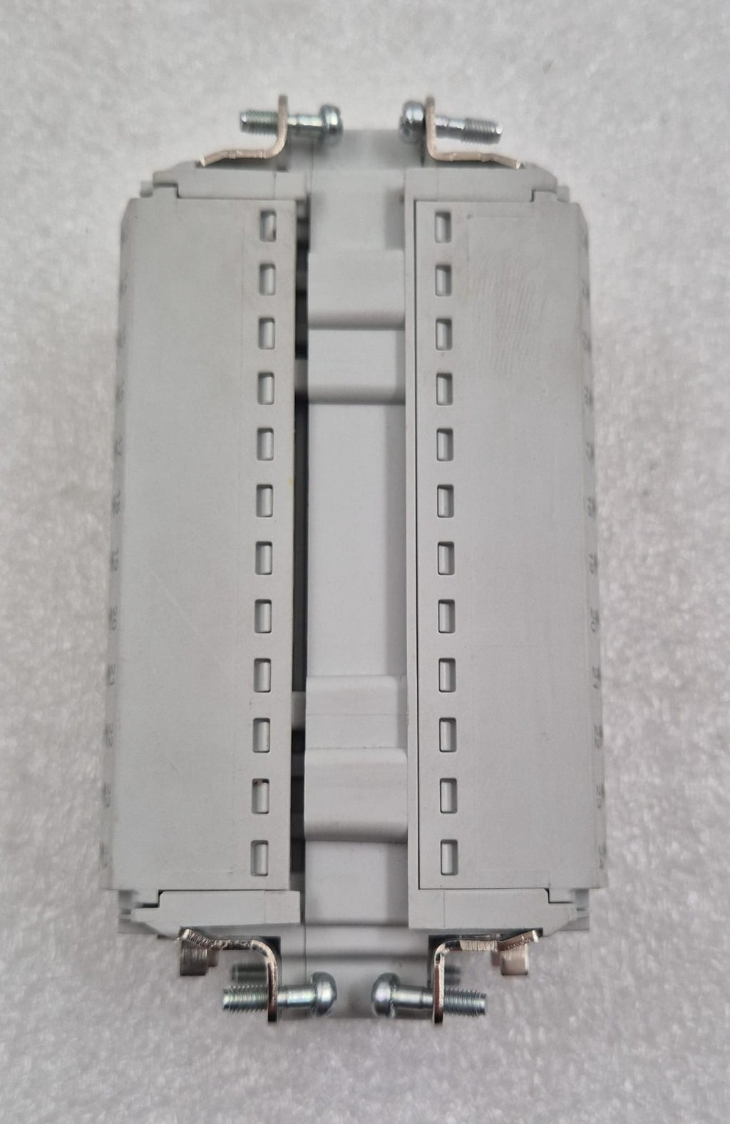 PHOENIX 1407735 HC-B 24-I-PT-F & 1407736 HC-B 24-I-PT-M Connector Heavy Duty