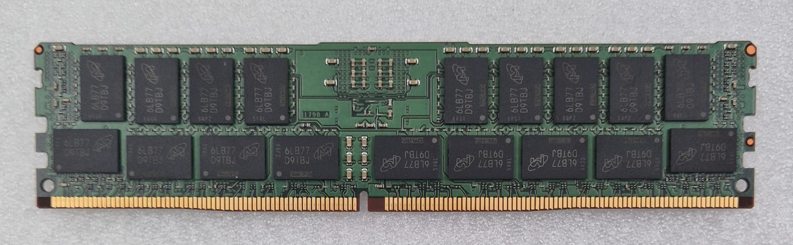 Micron 32GB DDR4 server RAM full lot arrangement