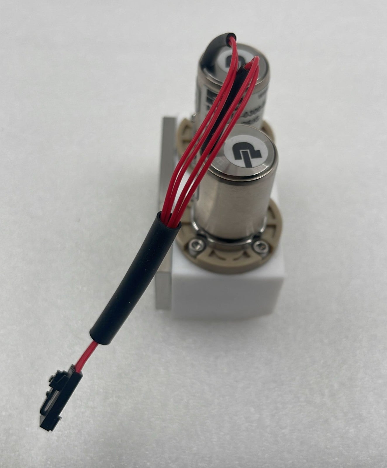 Parker 018-0300-900 valve assembly with wiring harness