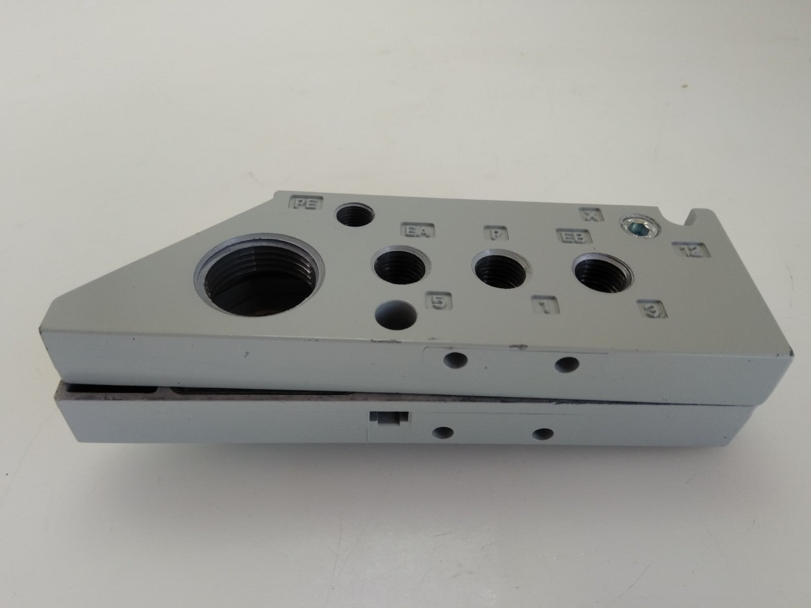 Numatics Air Valve 239 691 Manifold End Plate Kit 746878