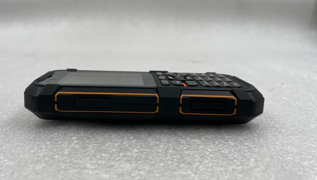 RugGear RG170 8GB GPS PTT Single SIM