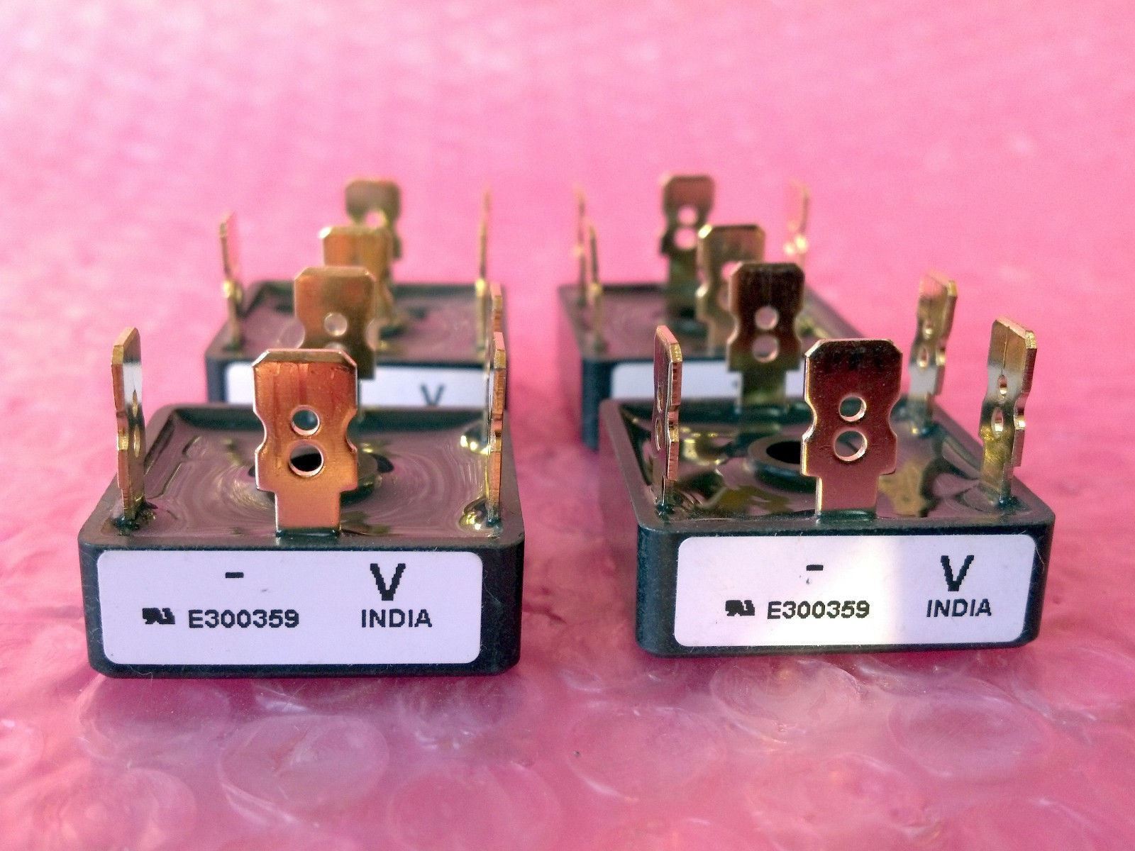 Lot Of 4 Vishay Semiconductor Vs 26MT60 Bridge Rectifier VS 26MT60 ND