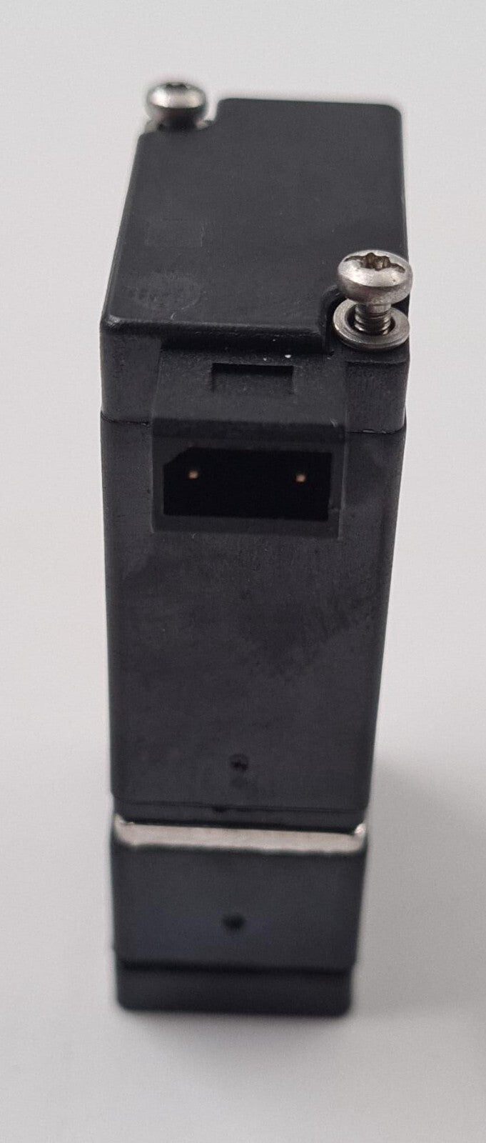 BURKERT 6126 T 1,6 EPDM PS PN0-3bar SOLENOID VALVE 24V DC 3.4W