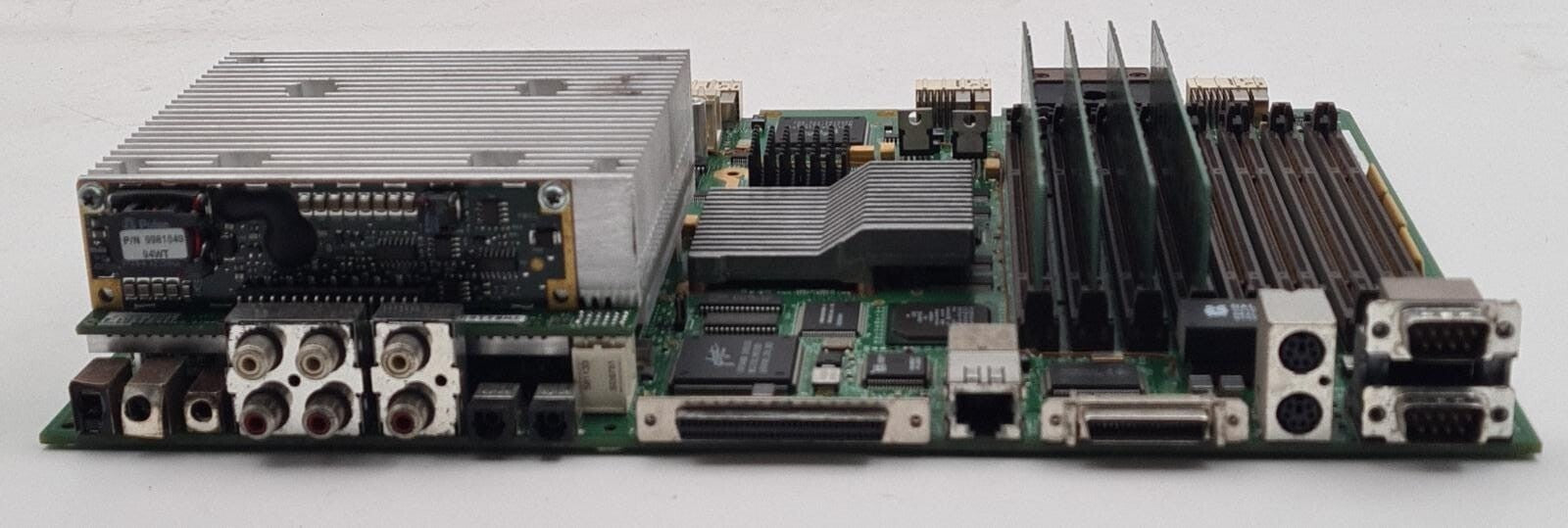SGI Silicon Graphics Octane Motherboard 030-0887-005 B W/ 4* 64MB RAM