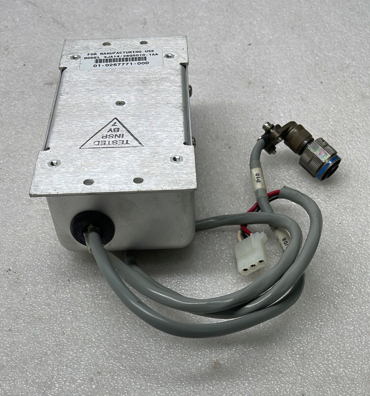 WHELEN STROBE POWER SUPPLY  A490TCF P/N 01-0770006-08 W/ AMPHENOL JD38999/26WA9