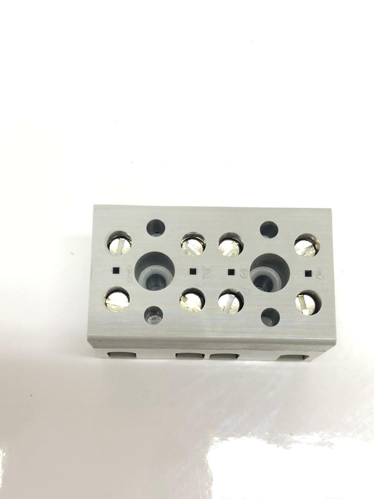 Phoenix Contact Con 4 Pos G 5 4 Terminal Block Iec947 7 1 28 10 Awg Lot Of 42