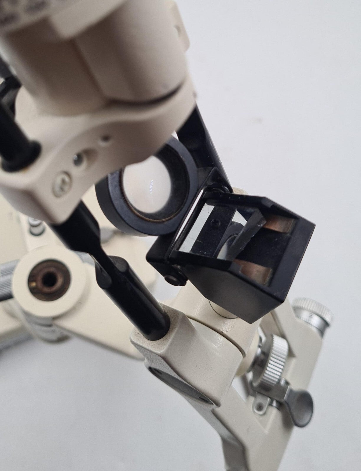 TAKAGI SEIKO SLITLAMP MICROSCOPE SM-70N W/ Power Supply S07-35 **AS-IS**