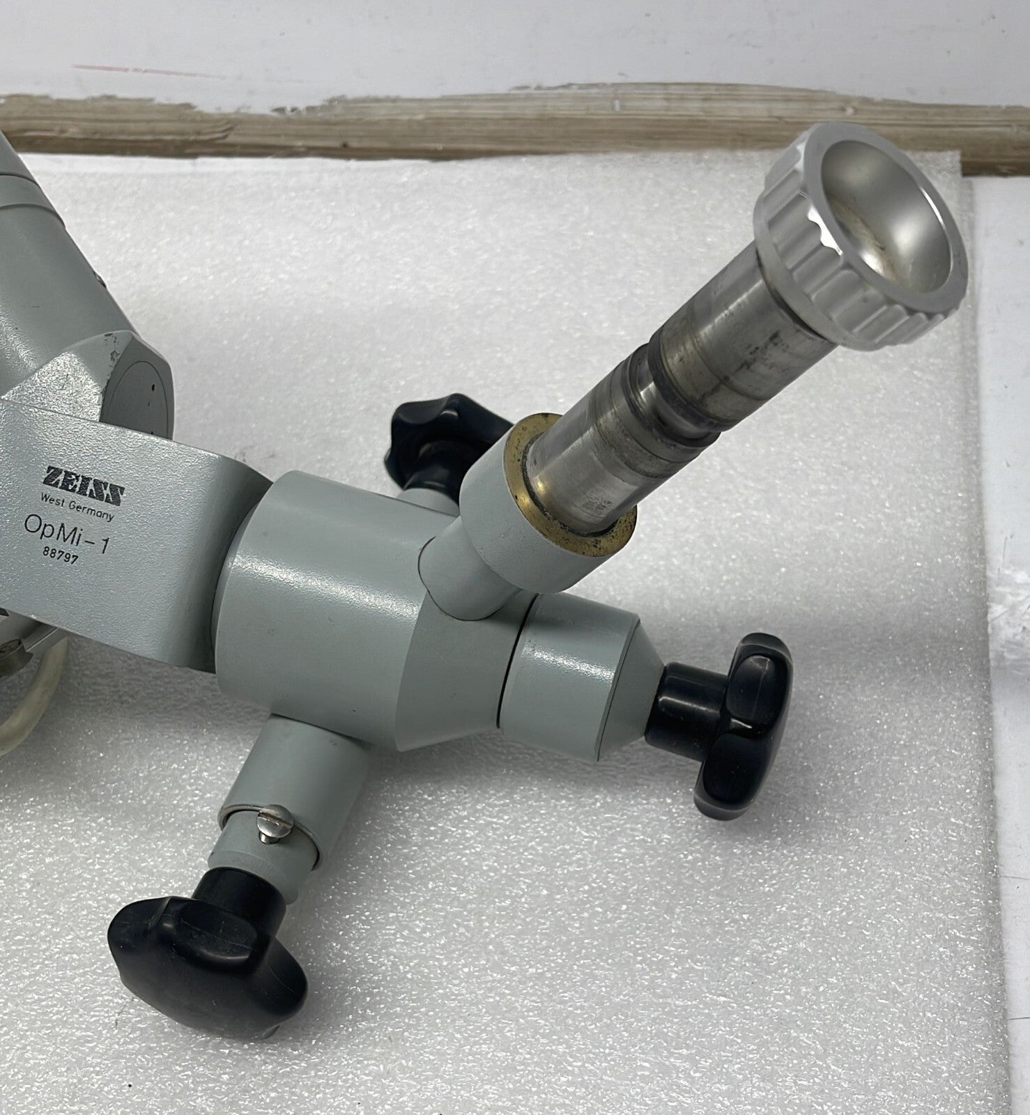 Carl Zeiss OpMi-1 Optical Head For surgical Microscope