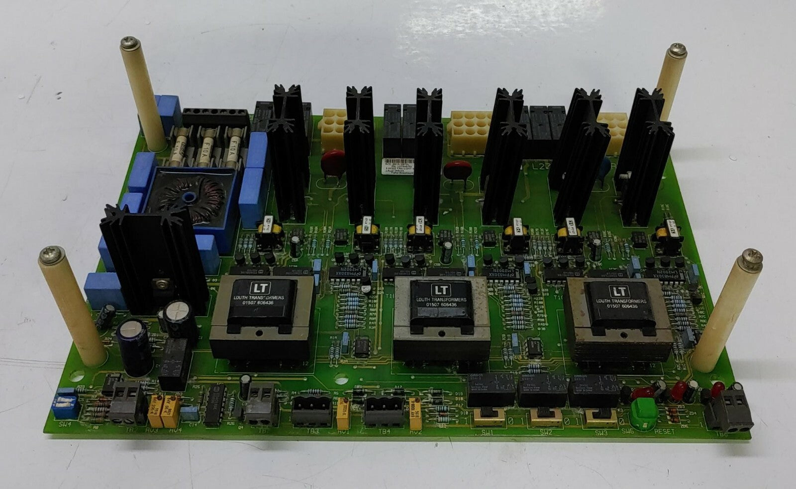 FISHER ROSEMOUNT-System CIRCUIT BOARD / L27346-03 REV0 / 3 WIRE FAN CONT 400V