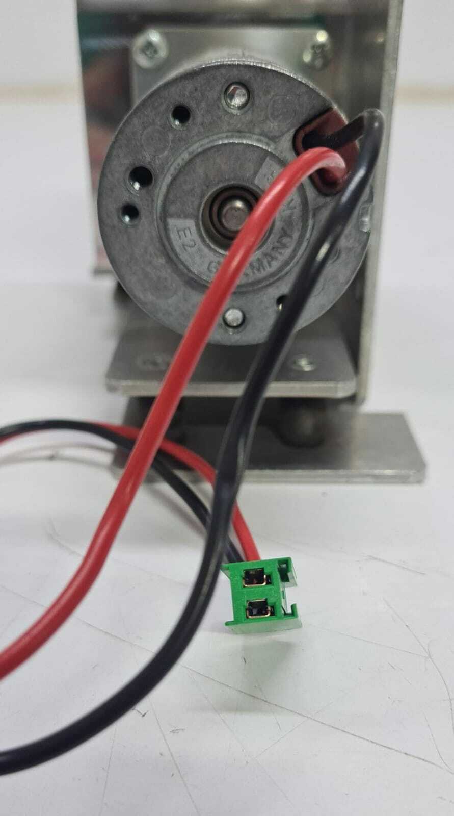 KNF NEUBERGER PJ11666-838 M42x40/I+2xL 12V 3.6A 2800rpm