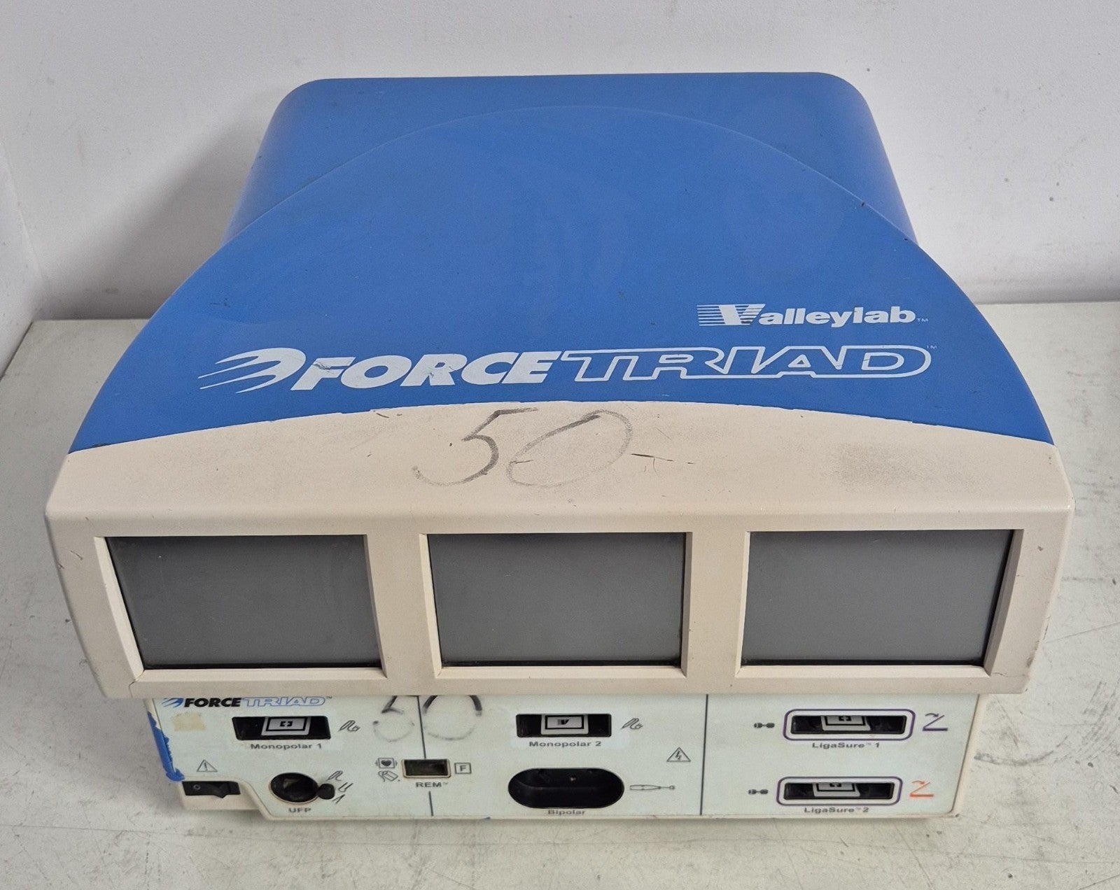 COVIDIEN ValleyLab FORCETRIAD V4.00 ESU *FOR PARTS* #3