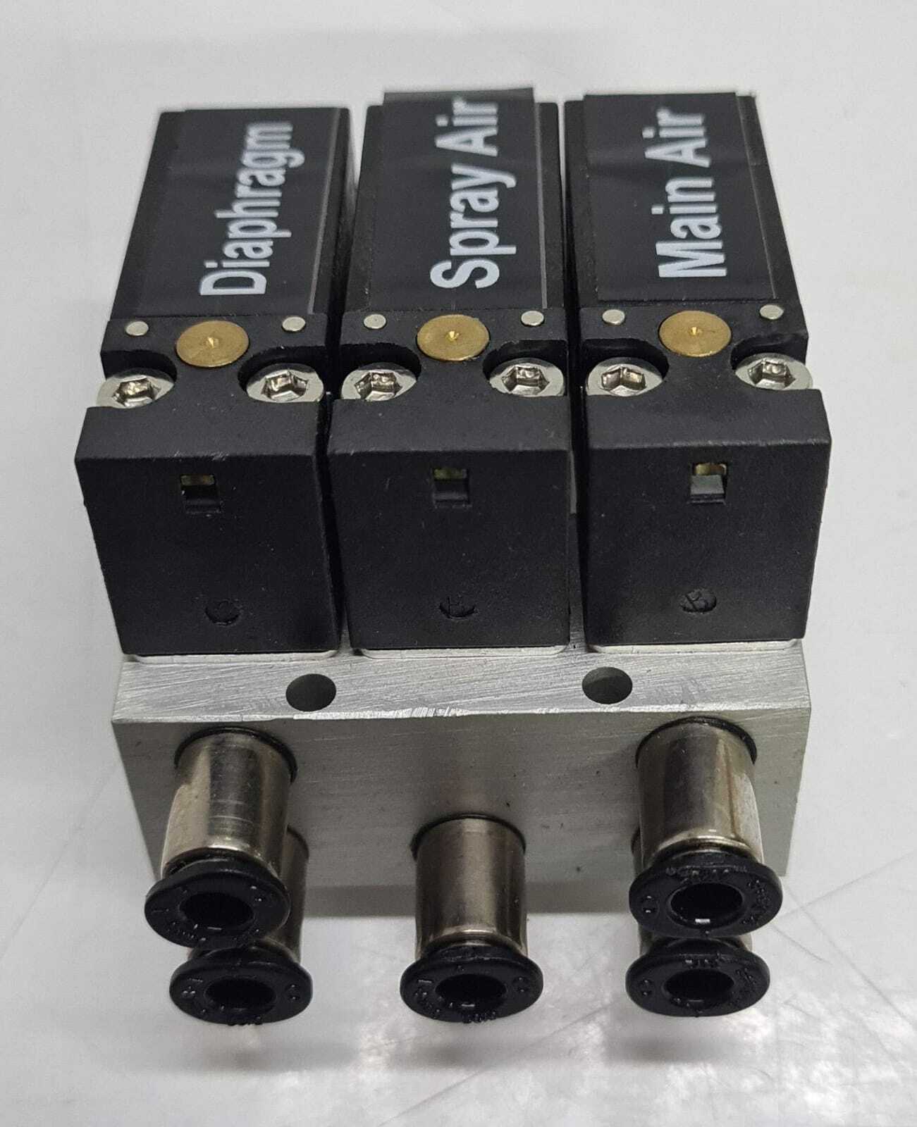 [LOT 3 PCS] AMISCO 24VDC 2.5W 3/2 NC 10 Bar Pilot Solenoid Valve, On Manifold