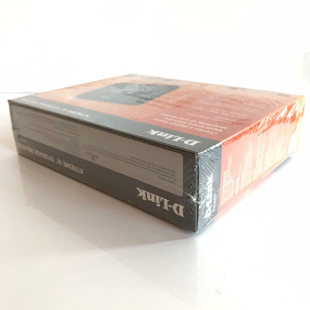 D-Link Xtreme N 300 Mbps 4-Port Gigabit Wireless N Router (DIR-685)