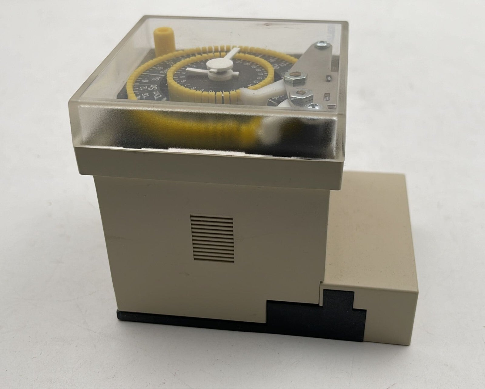 PALADIN LANFER GMBH 124 500 Mechanical time switch 230V 50 / 60Hz