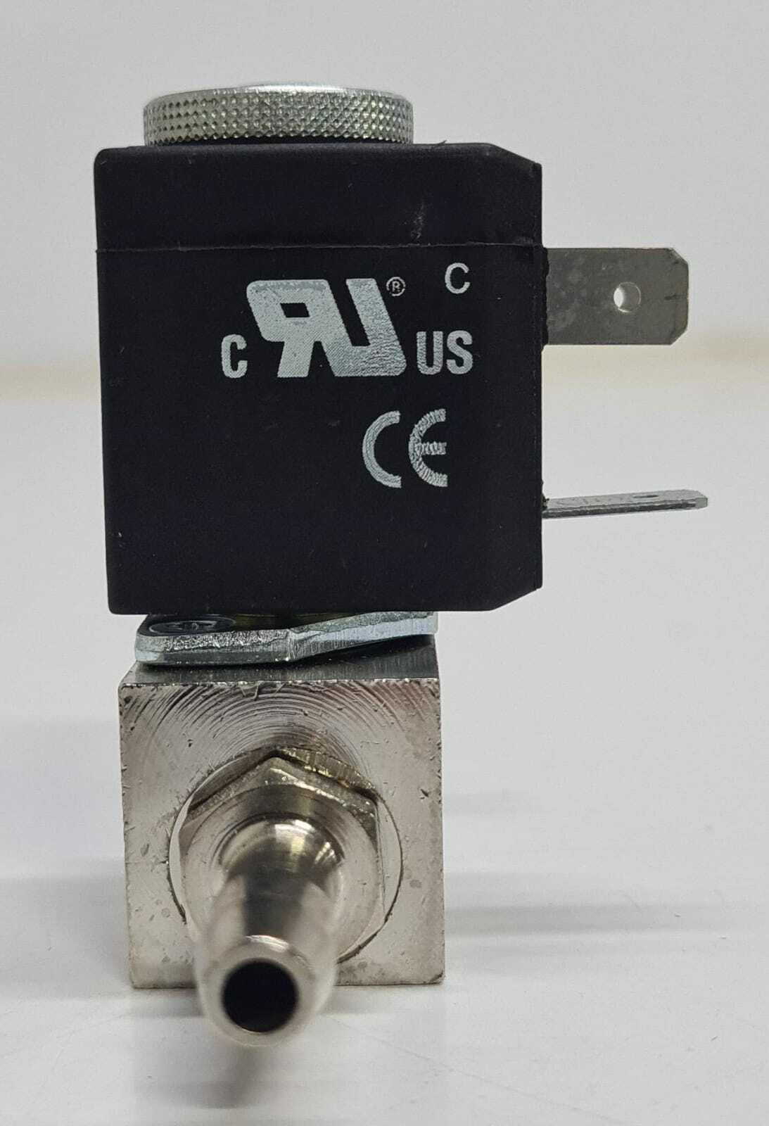 CAMOZZI A321-1C2 Directly Operated Solenoid Valve W/ CAMOZZI U77 Coil - Type #1